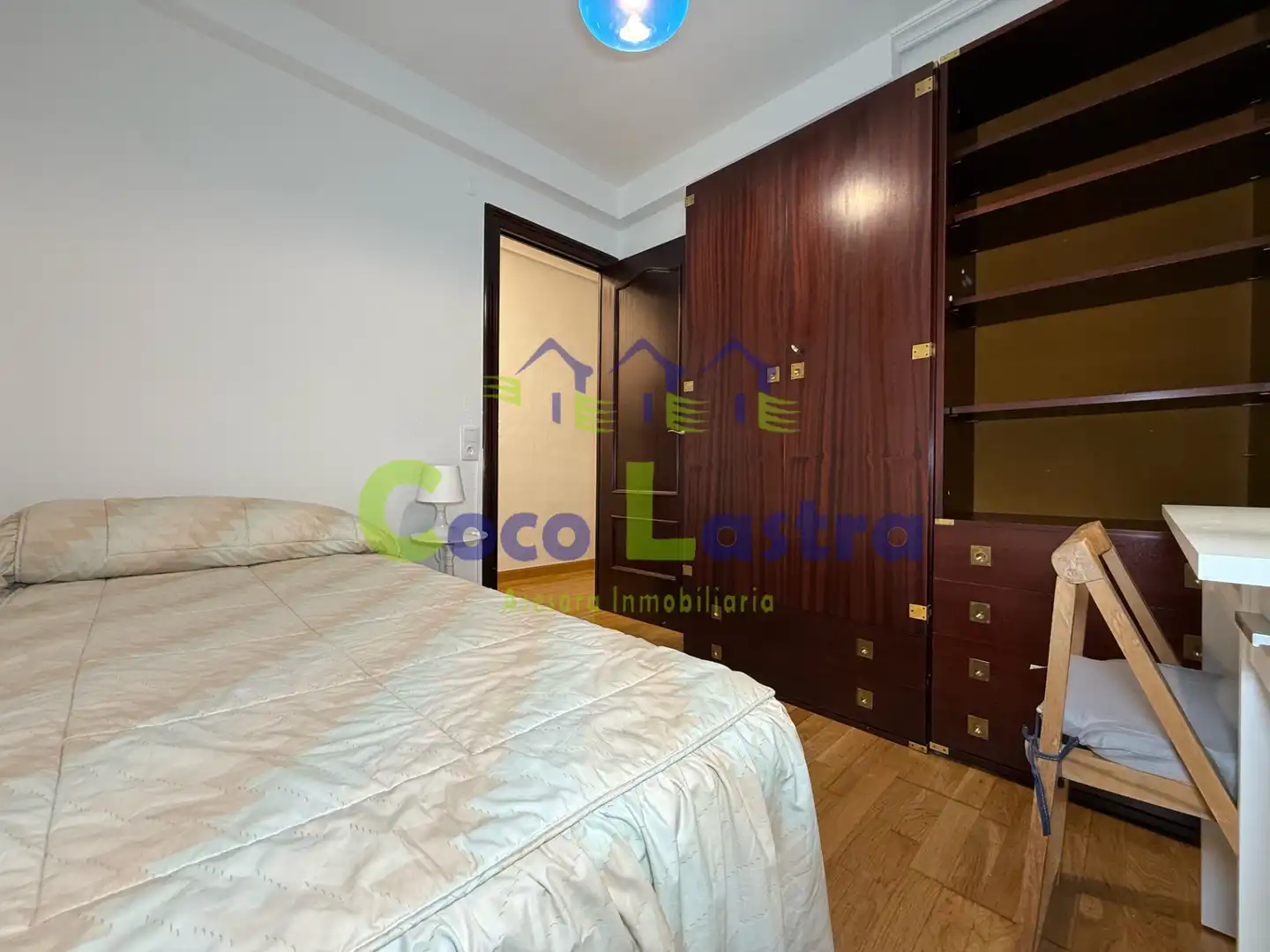 Bedroom of Flat for rent in Salamanca  with Heating, Parquet flooring and Furnished