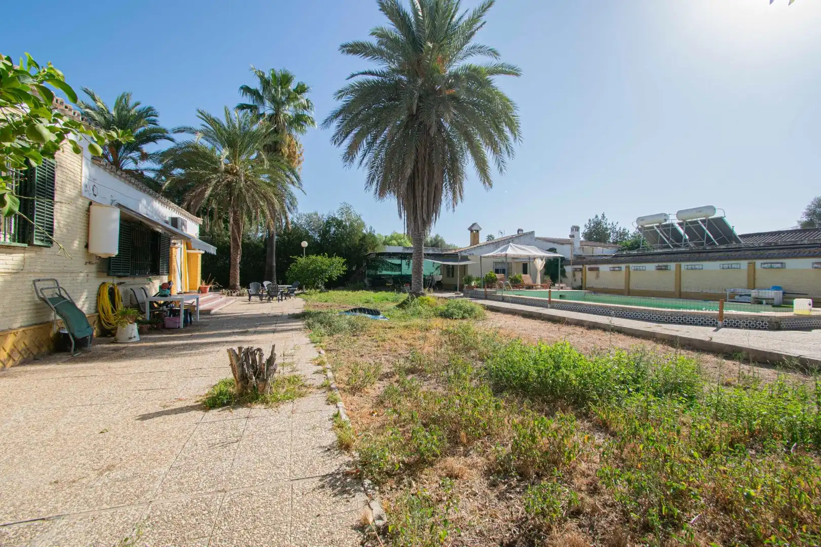 Jardí de Casa o xalet en venda en La Rinconada amb Jardí privat i Piscina