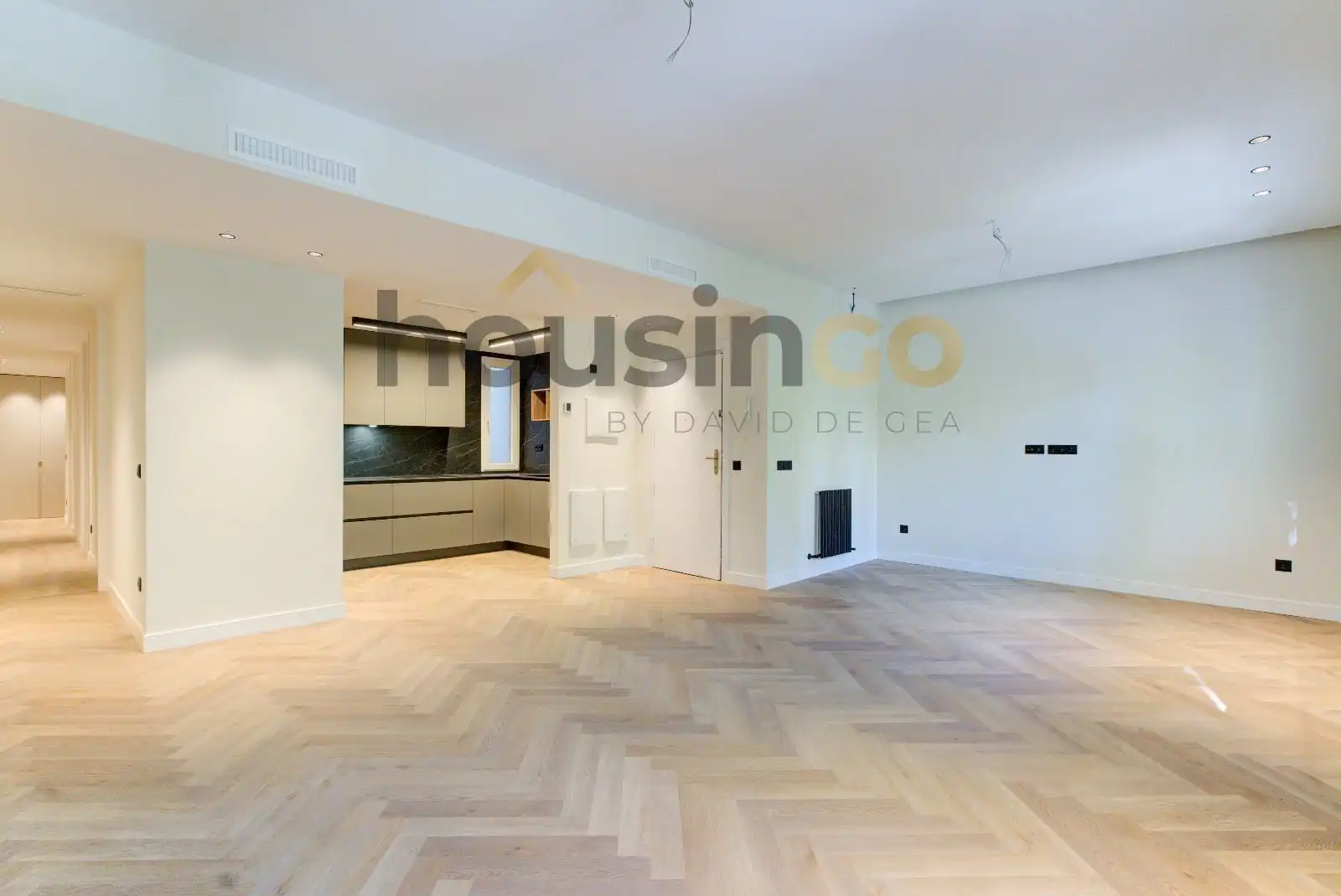 Living room of Flat for sale in Madrid  with Air Conditioner, Heating and Oven