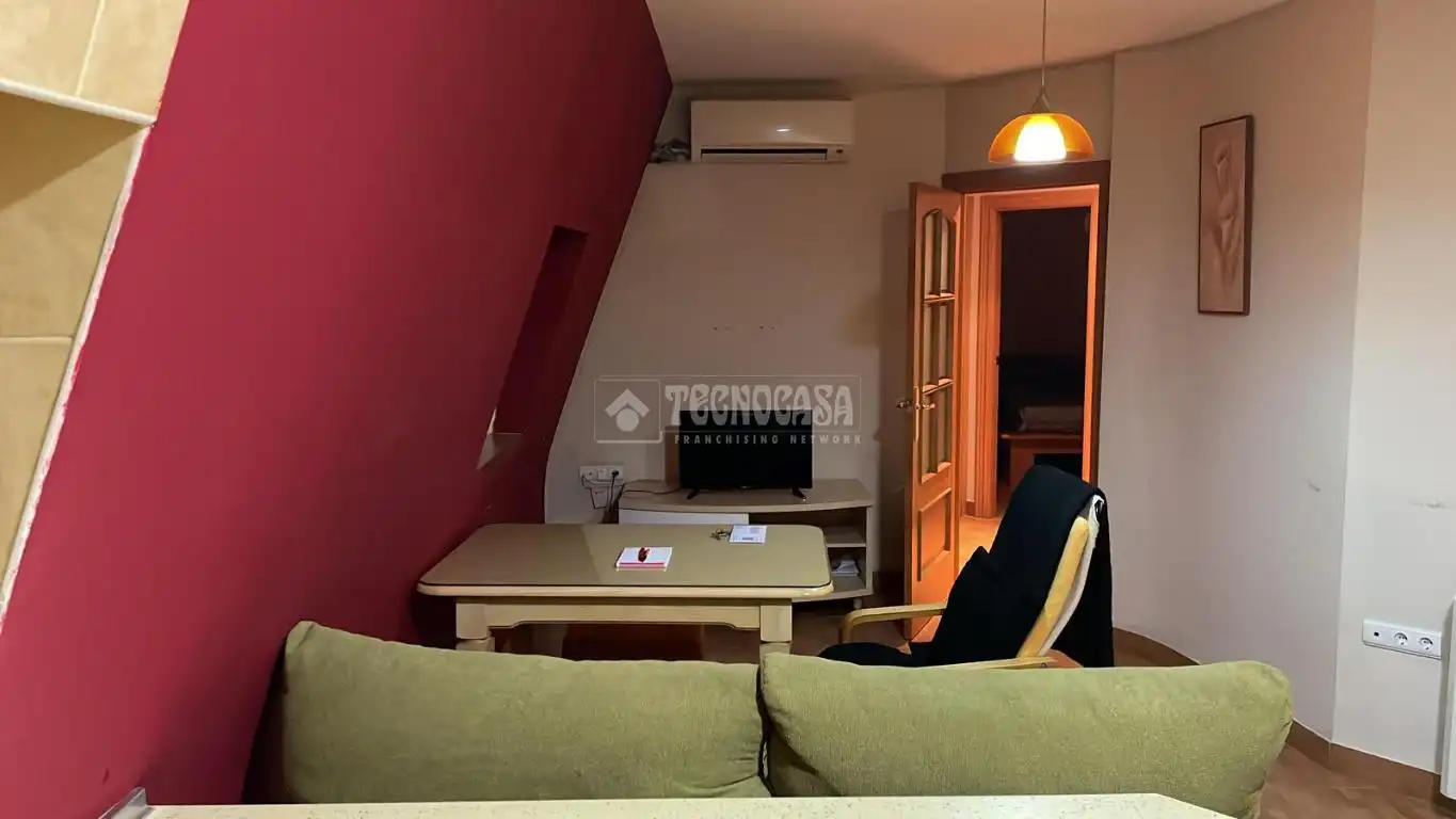 Sala d'estar de Pis en venda en Úbeda amb Aire condicionat i Calefacció