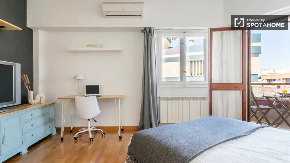 Bedroom of Flat for rent in Alicante / Alacant  with Air Conditioner, Heating and Furnished
