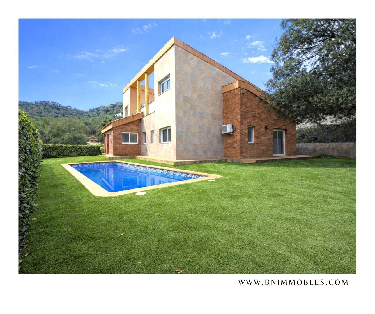 Jardí de Casa o xalet en venda en Matadepera amb Aire condicionat, Calefacció i Terrassa