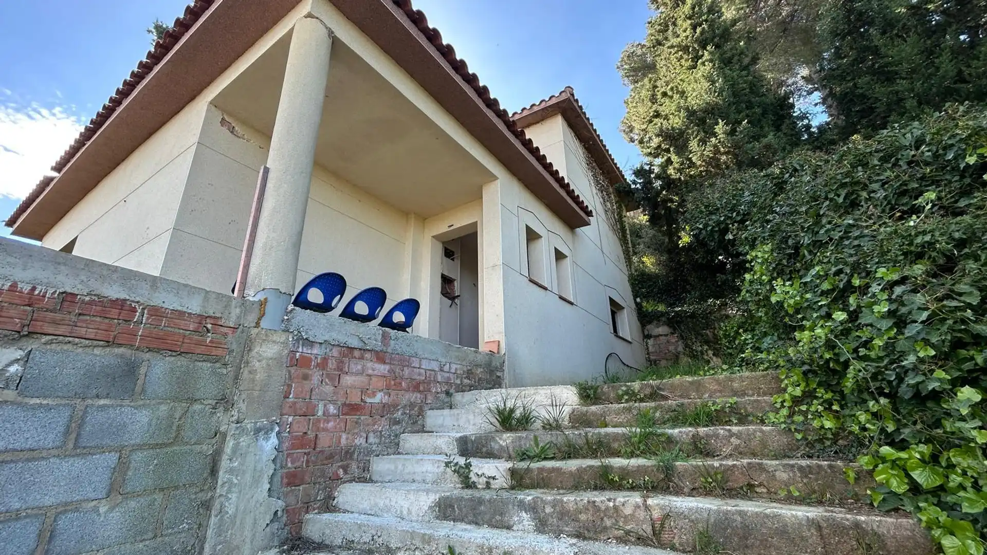 Exterior view of Houses for sale in Piera  with Terrace and Storage room