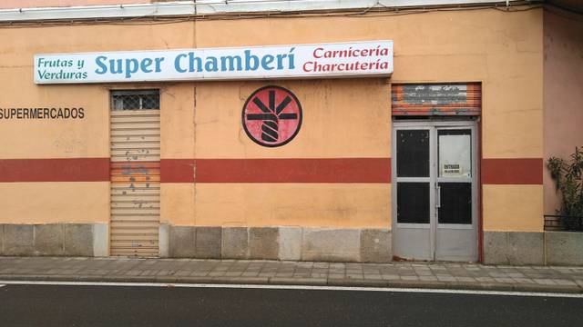 Local comercial en Venta en Tejares - Chamberí - Alcades