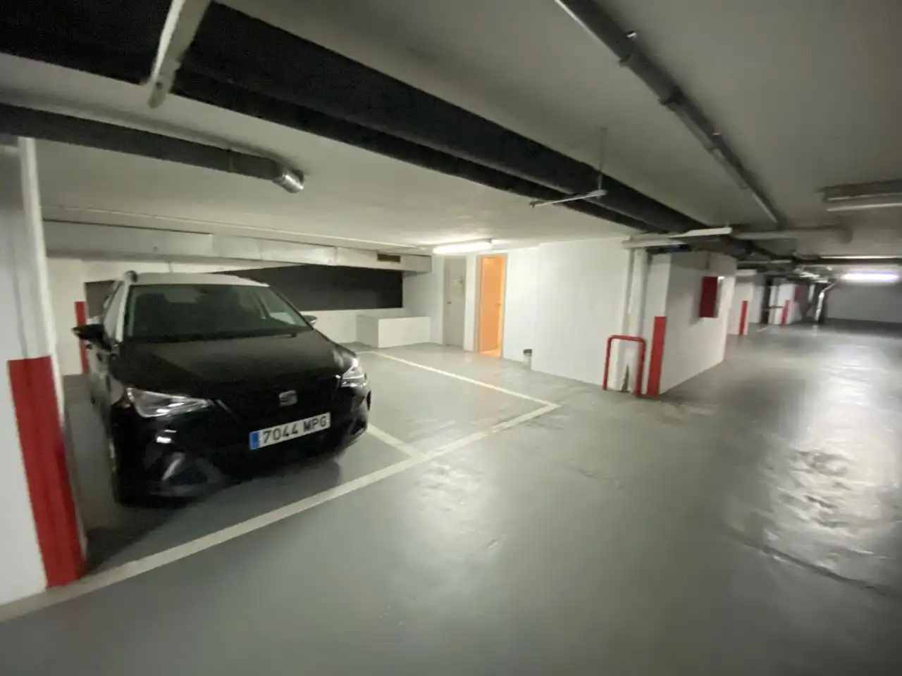 Parking de Piso en venta en A Coruña Capital  con Calefacción y Trastero