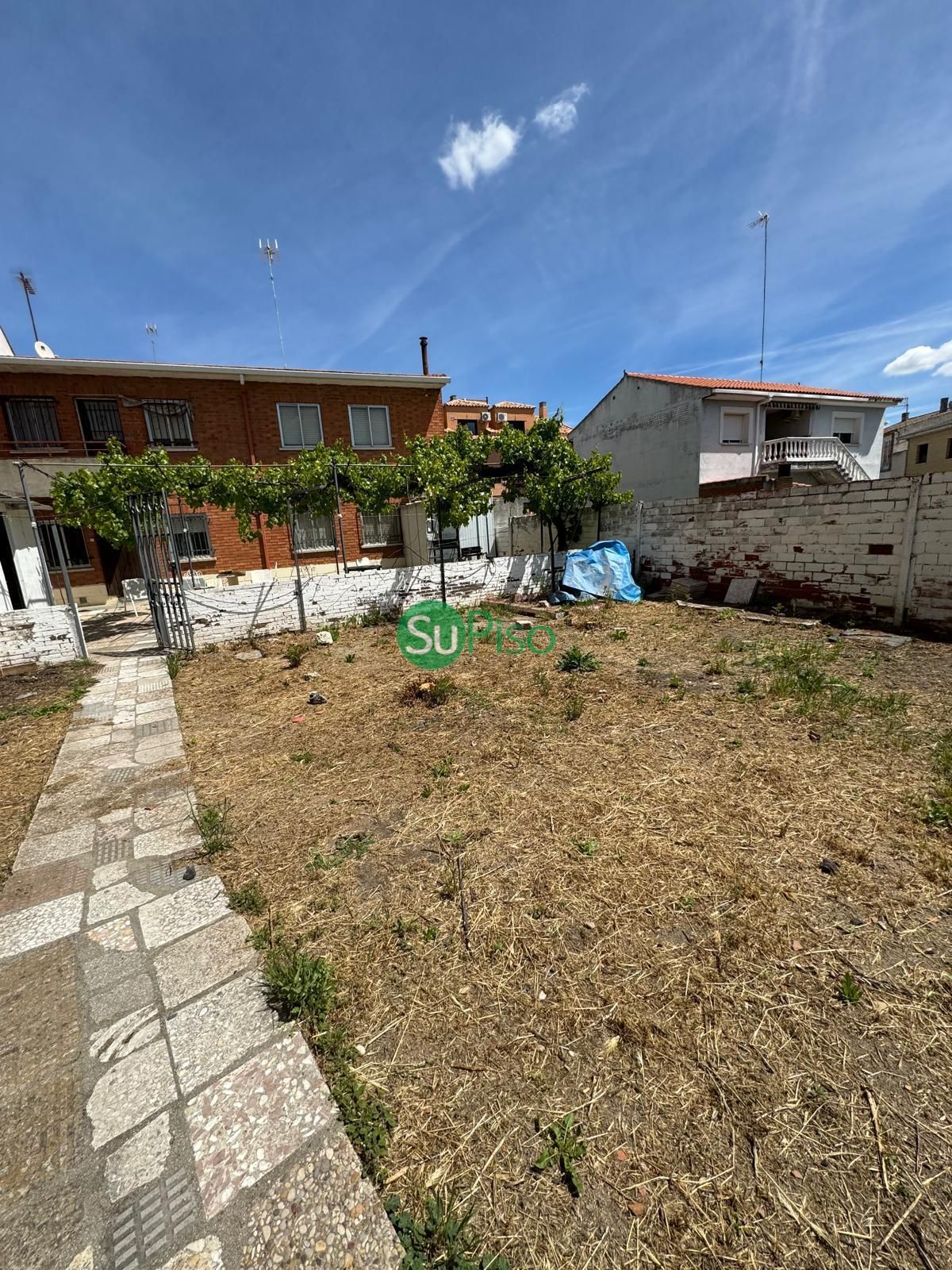 Casa adosada en venda a N/A, 10, Yeles