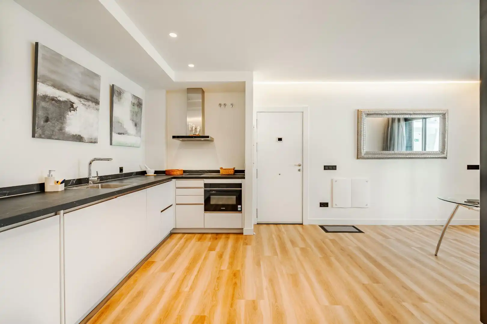 Cocina de Apartamento en venta en Estepona con Aire acondicionado, Calefacción y Amueblado