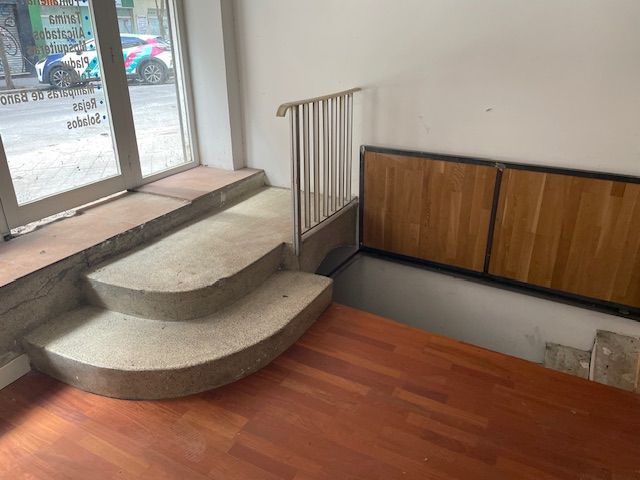 Premises for sale in  Madrid Capital