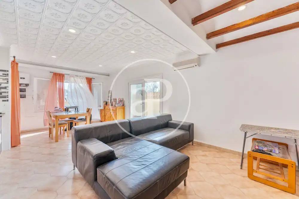 Sala d'estar de Casa o xalet en venda en  Palma de Mallorca amb Aire condicionat, Calefacció i Jardí privat