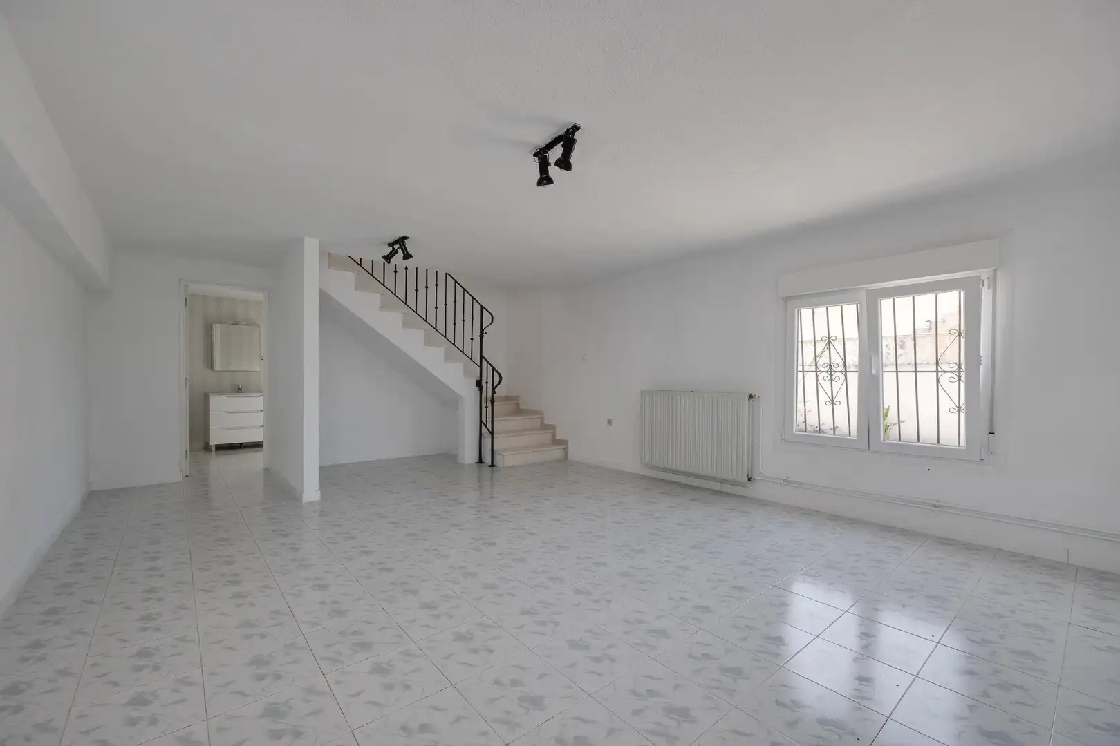 Semi-detached house with pool for sale in Calle C. Velazquez 39A, imagen 29