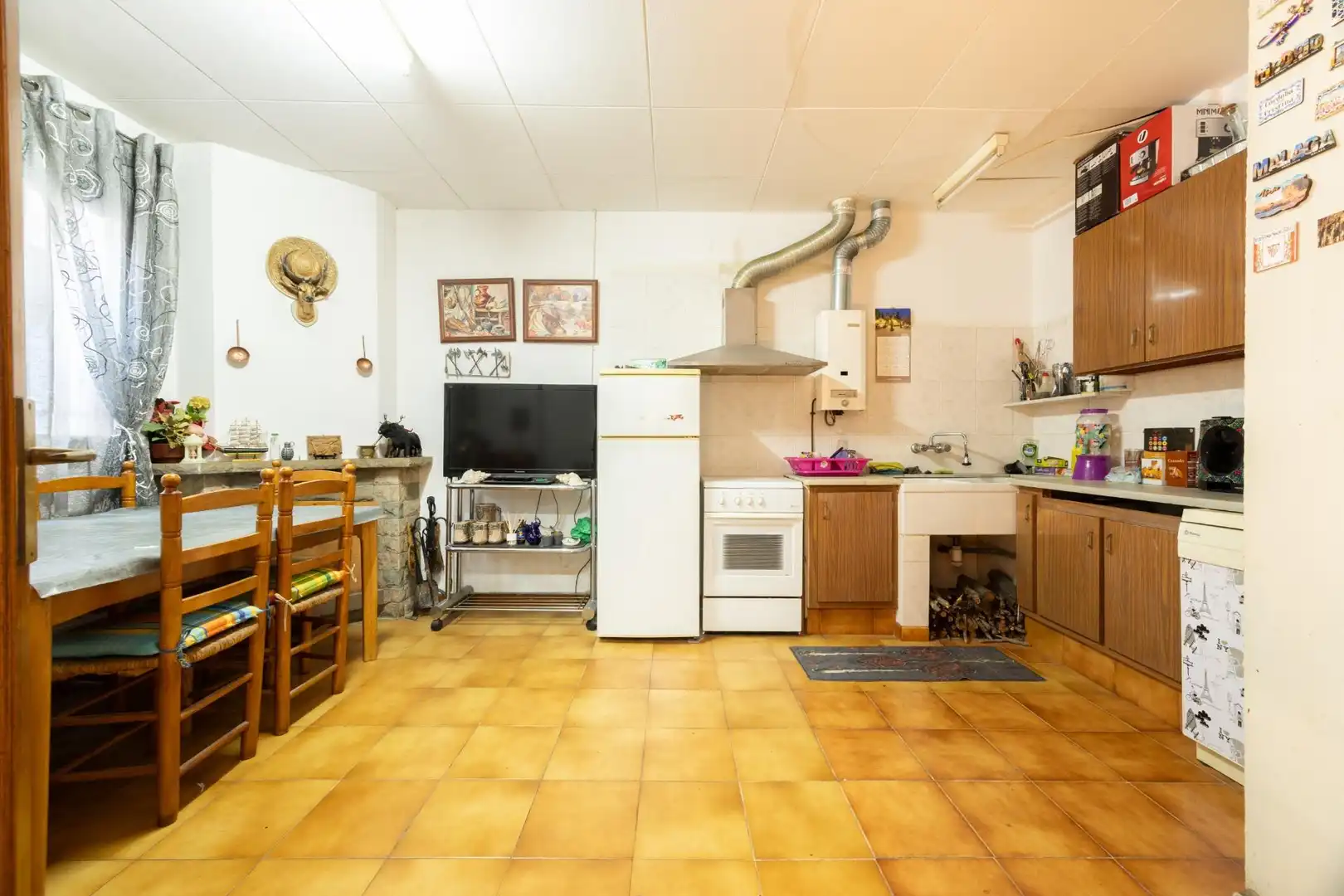 Detached homes for sale in Carrer del Collsacabra, Roda de Ter