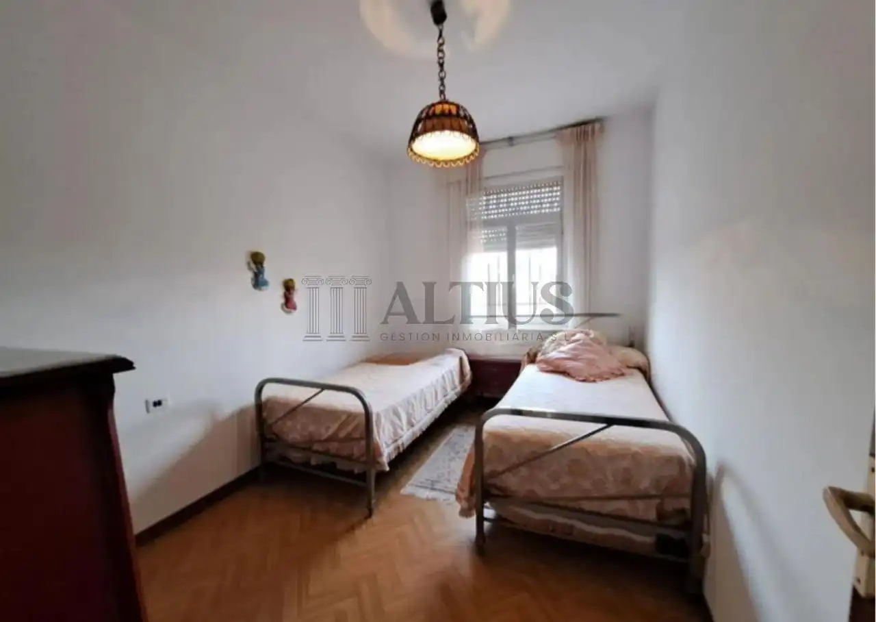 Habitación de Casa o chalet en venta en Boiro con Calefacción, Jardín privado y Amueblado
