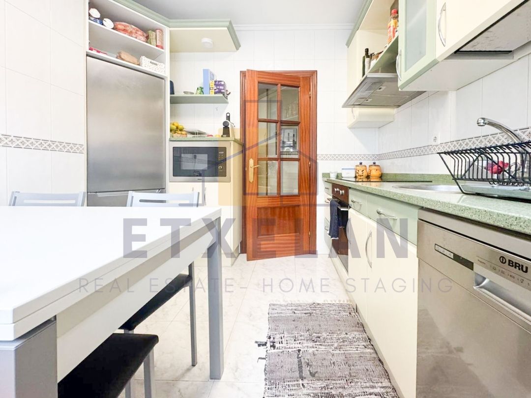 Küche von Wohnung zum verkauf in Elorrio mit Heizung, Abstellraum und Balkon