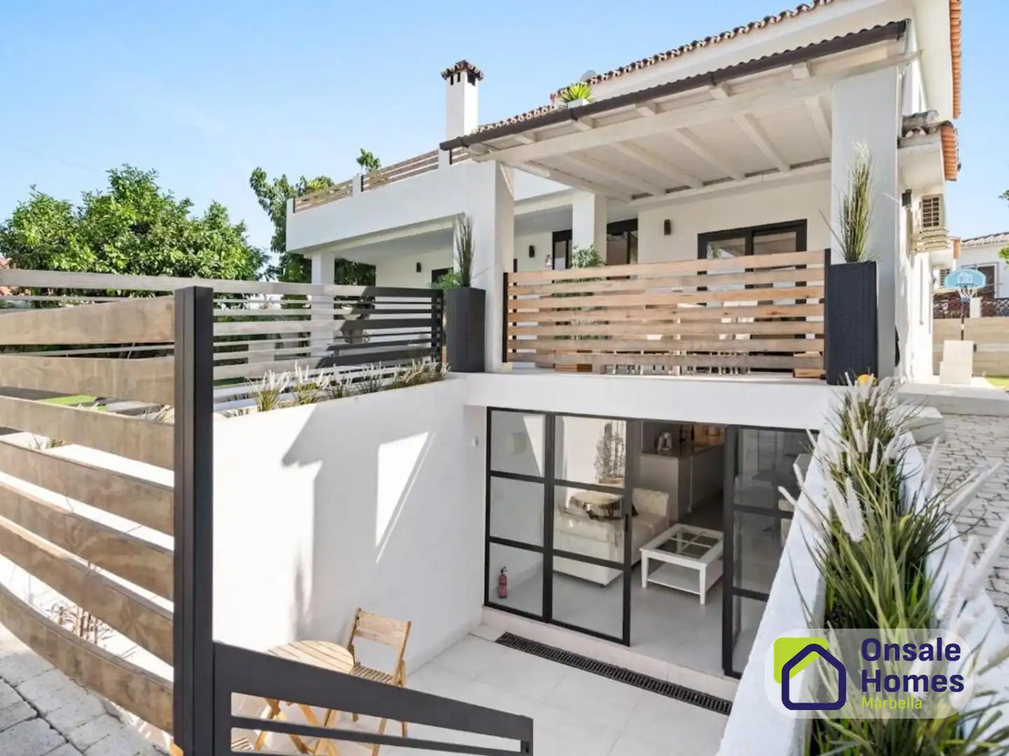 Terrassa de Casa o xalet en venda en Marbella amb Aire condicionat, Jardí privat i Terrassa