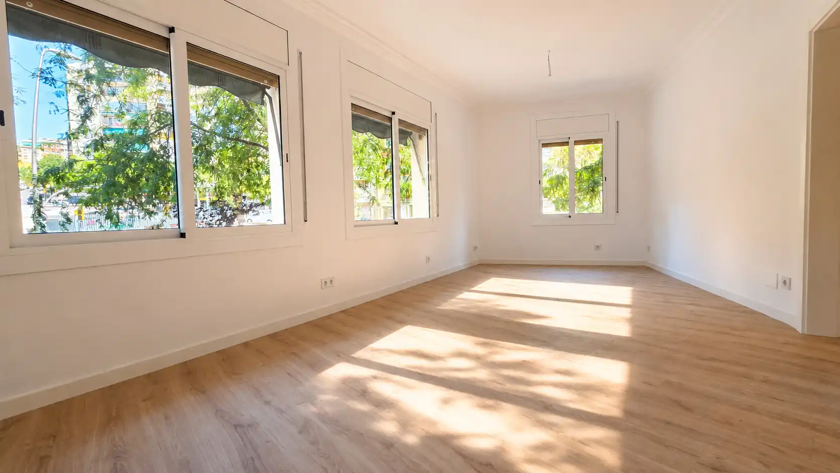 Sala d'estar de Pis en venda en Barcelona amb Aire condicionat, Calefacció i Forn