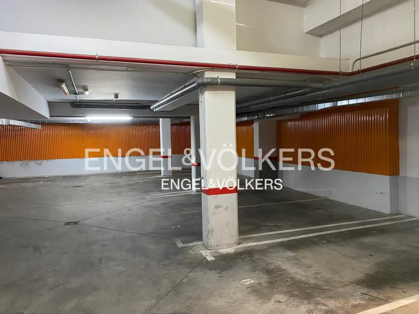 Parking of Attic for sale in Madrid  with Air Conditioner, Heating and Terrace