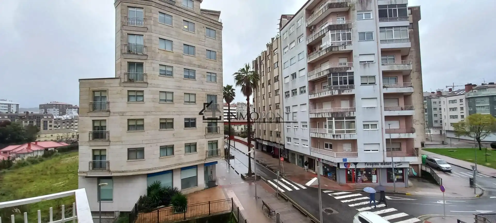 Vista exterior de Pis en venda en Pontevedra Capital  amb Calefacció, Forn i Rentadora