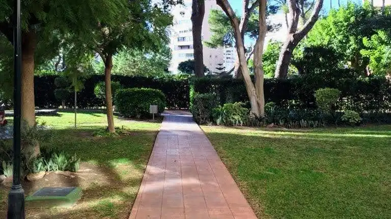 Flat with pool for sale in Playamar - Benyamina, imagen 7