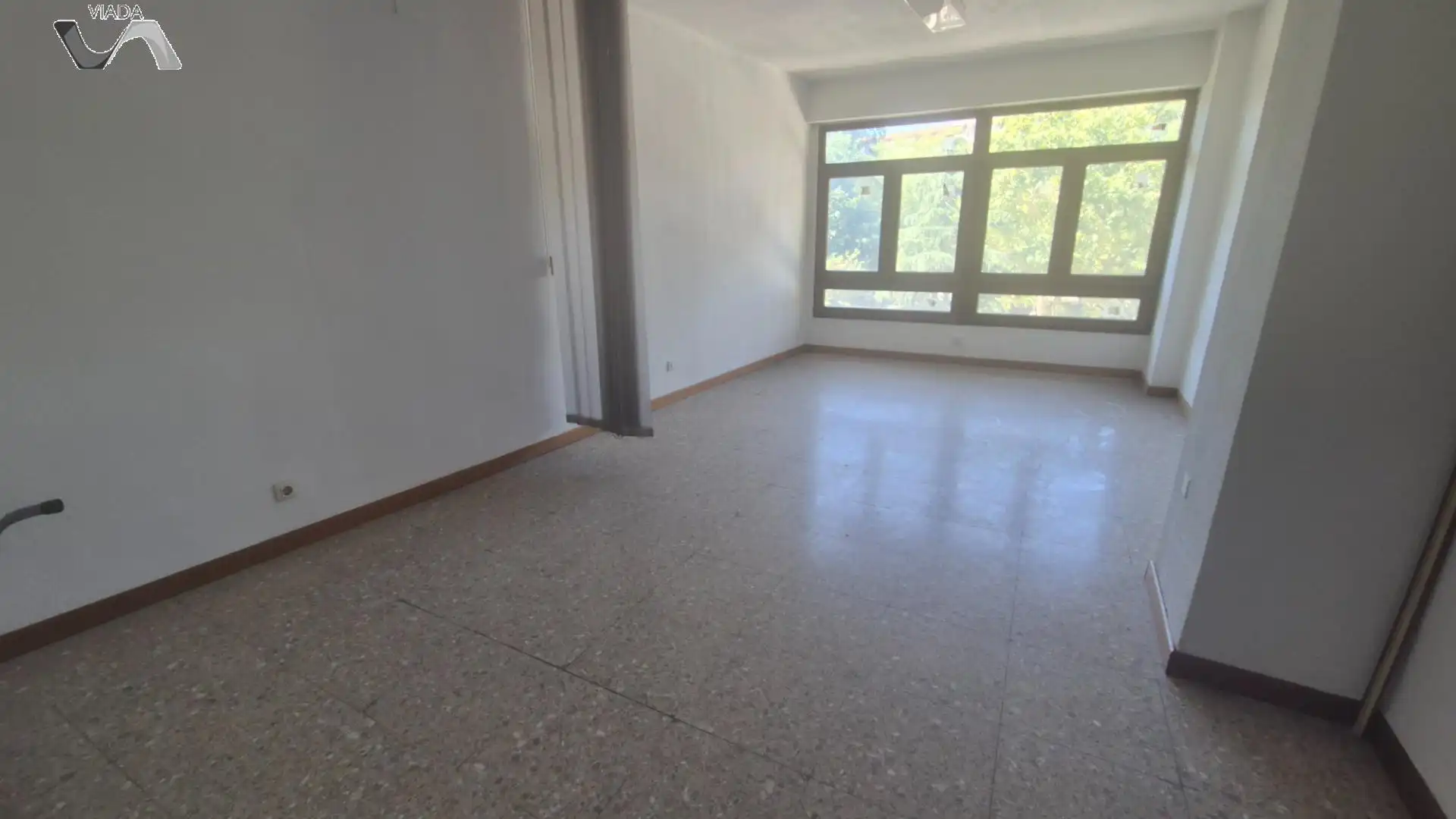 Wohnzimmer von Büro zur Miete in Centro