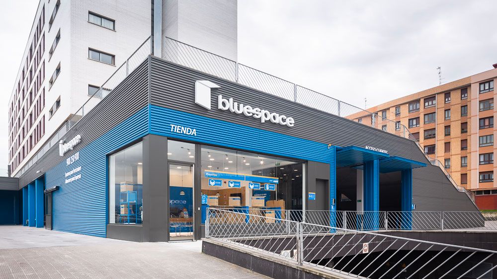 Box room to rent in Barakaldo   with Alarm