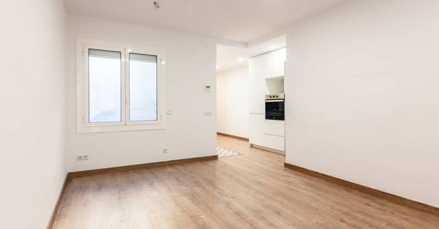 Piso en Alquiler en Carrer Illa de Sardenya, 25 en Las Islas