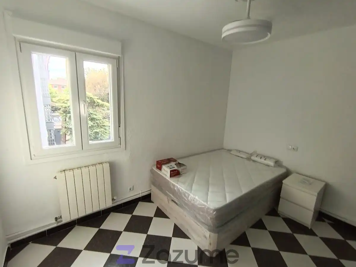 Schlafzimmer von Wohnung zur Miete in Toledo mit Heizung, Terrasse und Möbliert