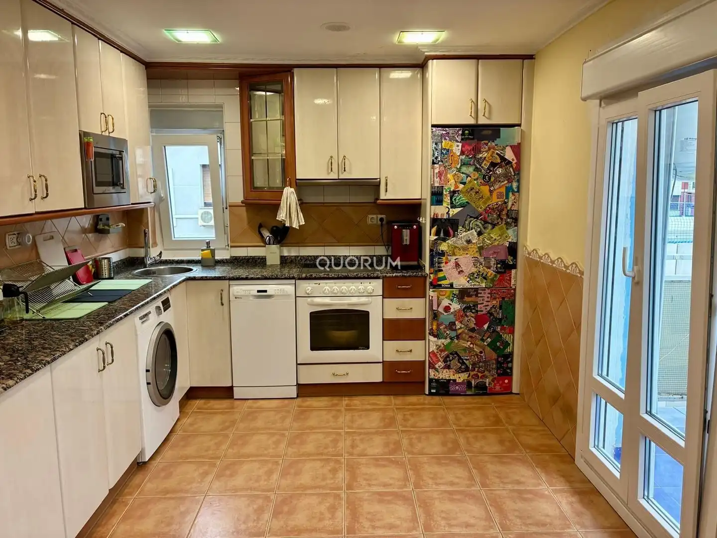 Cocina de Piso en venta en Erandio con Calefacción, Trastero y Amueblado