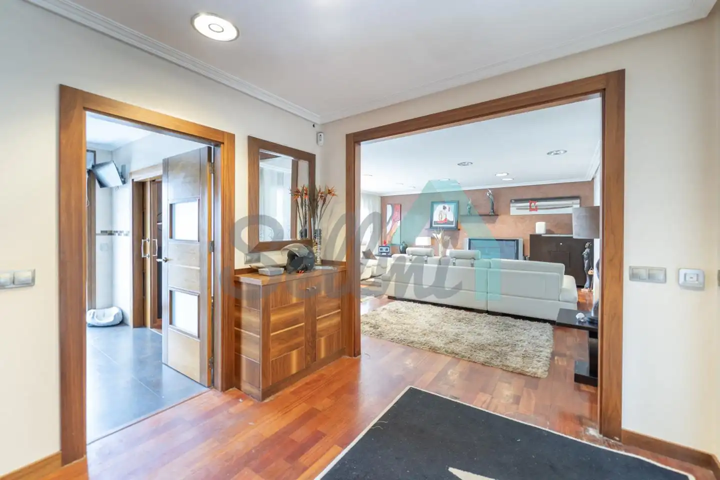 Casa o chalet en venta en Oviedo  con Calefacción, Jardín privado y Parquet