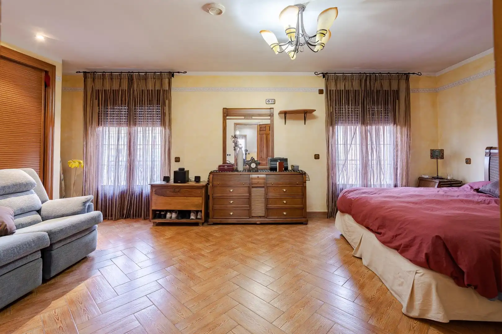 Dormitori de Casa o xalet en venda en Camarma de Esteruelas amb Calefacció i Jardí privat