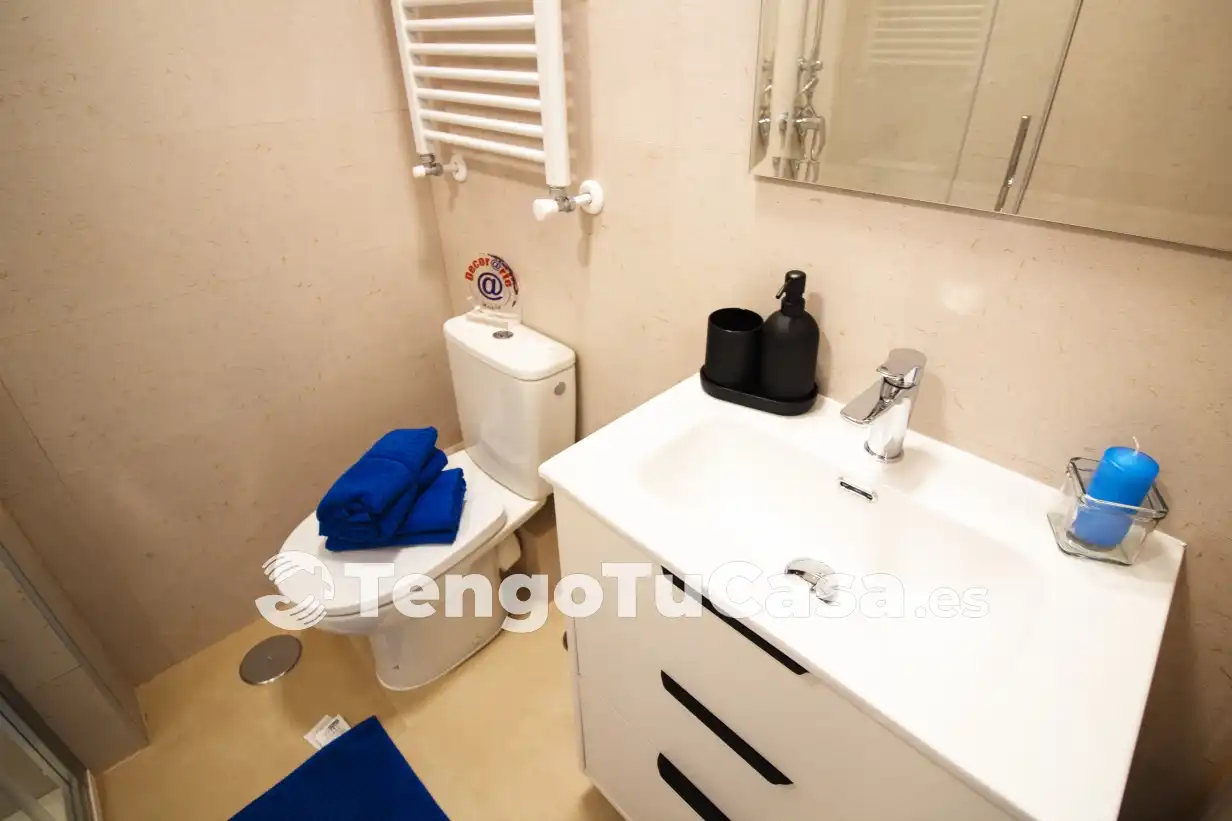 Baño de Piso en venta en Madrid con Aire acondicionado, Calefacción y Terraza