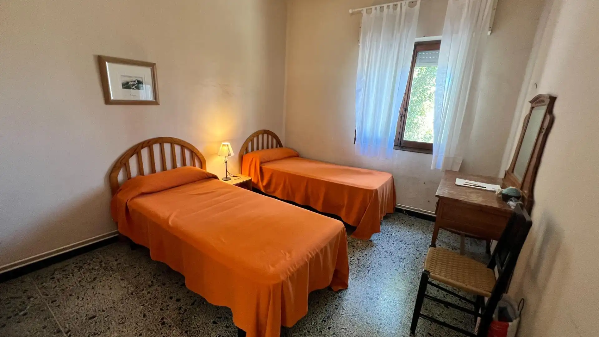 Dormitori de Casa o xalet en venda en Castellón de la Plana / Castelló de la Plana amb Aire condicionat, Calefacció i Jardí privat