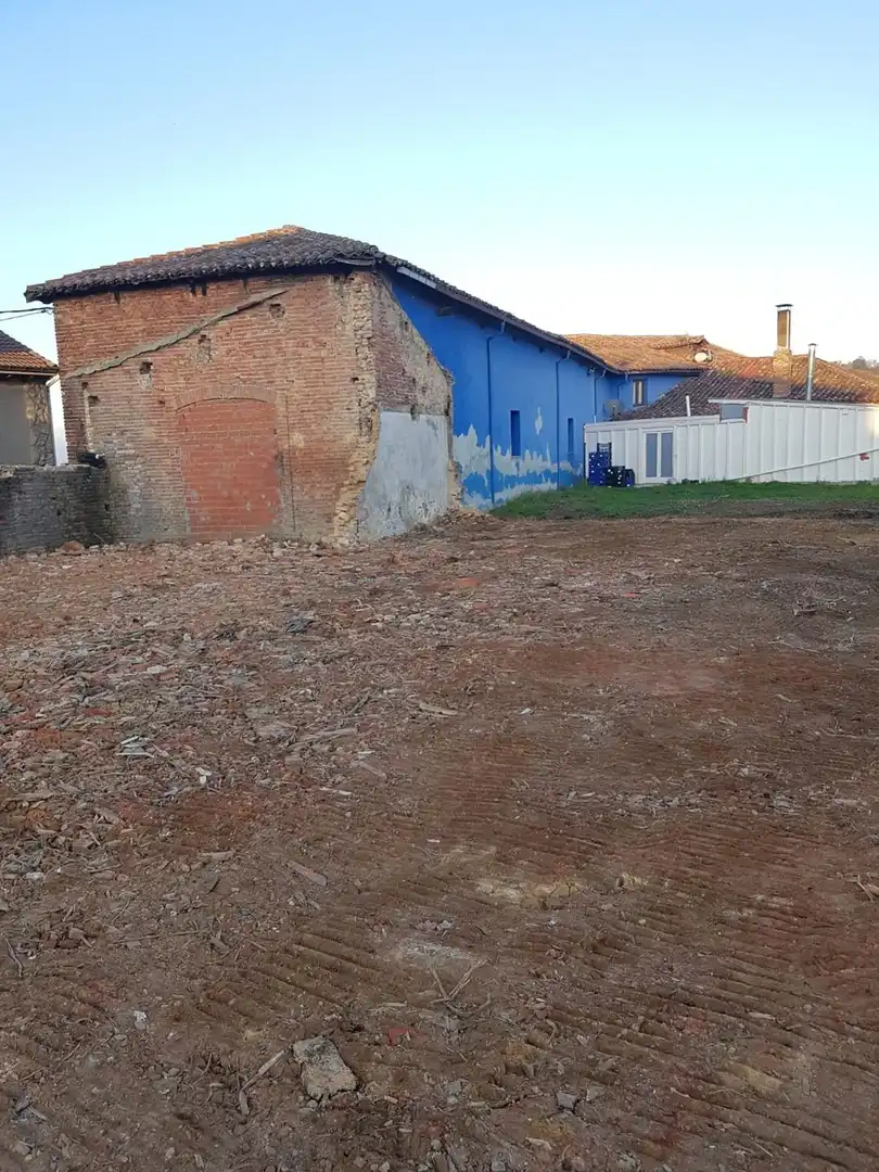 Residencial en venda a La Felguera