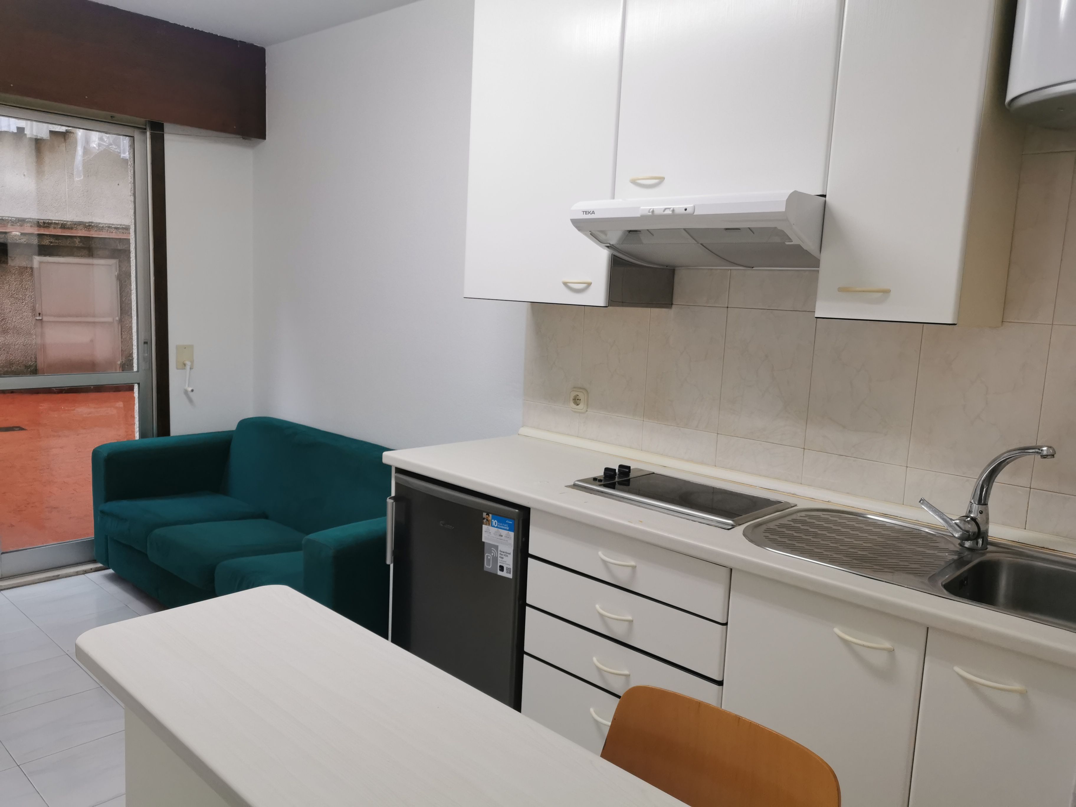 Study to rent in Avenida de Romero Donallo, Ensanche - Sar