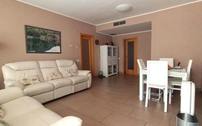 Living room of Flat for sale in Terrassa  with Air Conditioner, Terrace and Balcony