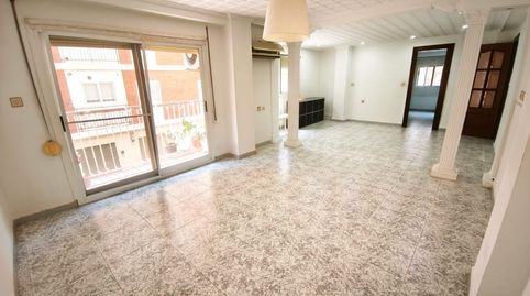 Piso con terraza de 10m2 situado en zona El Carmen  Hospital de Manises