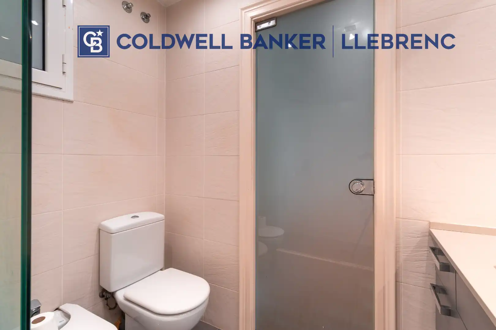 Baño de Piso en venta en Barcelona con Calefacción, Parquet y Terraza