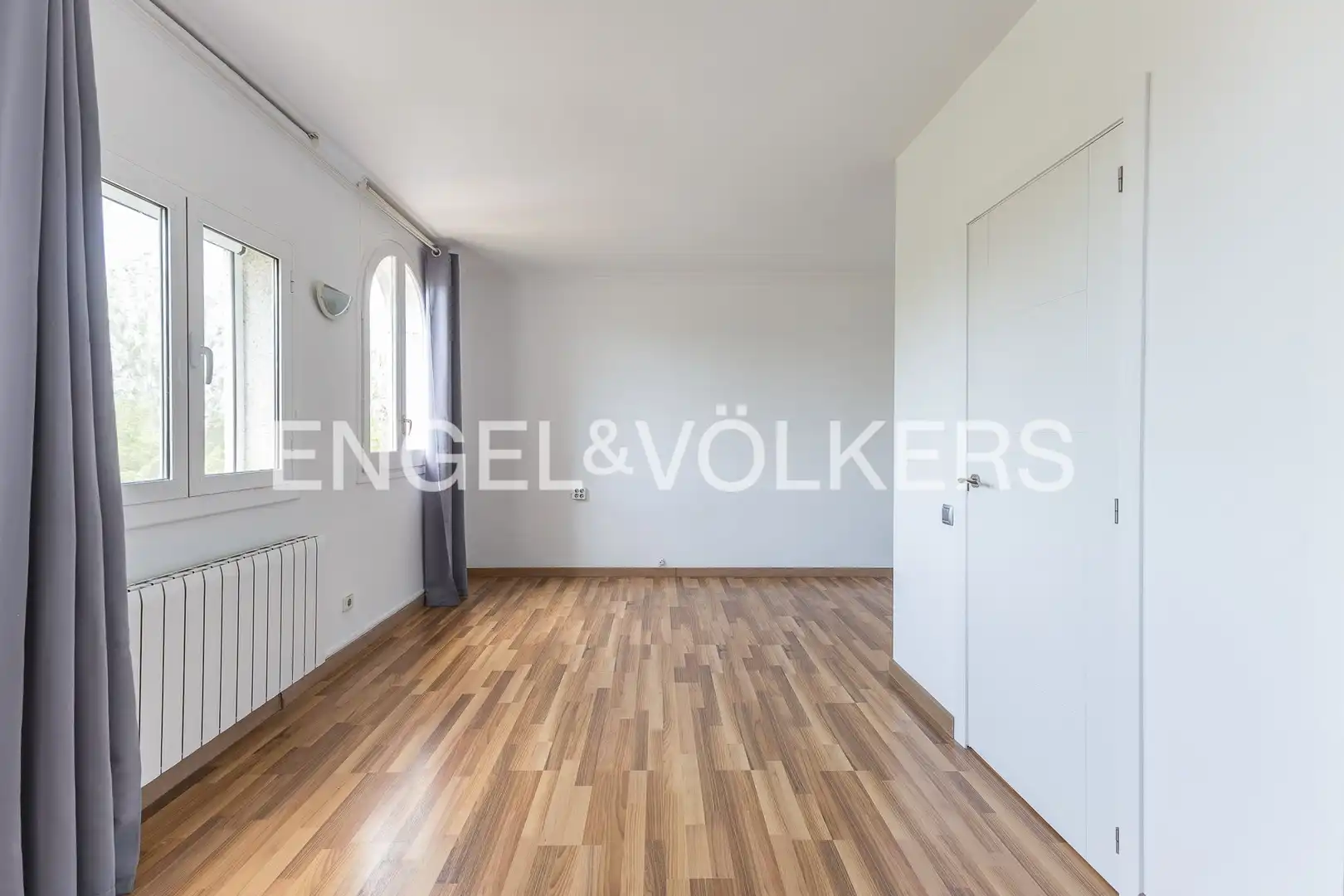 Bedroom of Houses for rent in Castelldefels  with Air Conditioner, Heating and Private garden