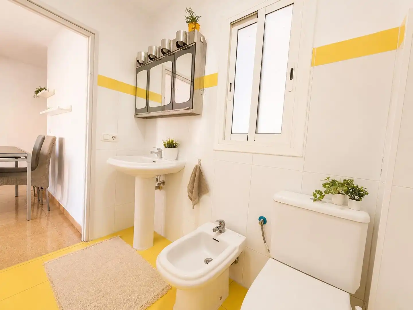 Bathroom of Flat for rent in Godella  with Air Conditioner, Terrace and Furnished