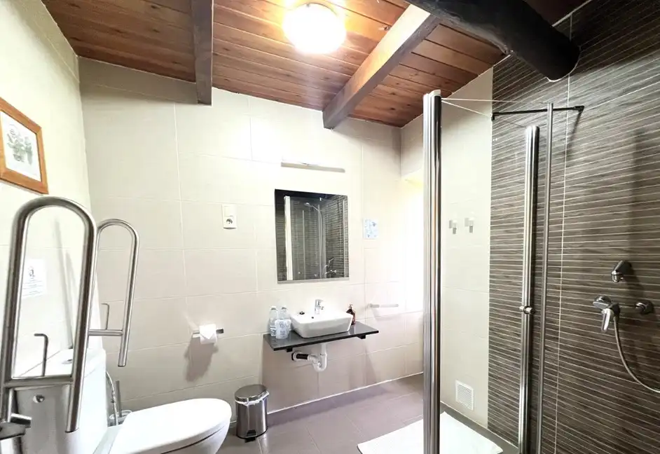 Baño de Edificio en venta en San Tirso de Abres