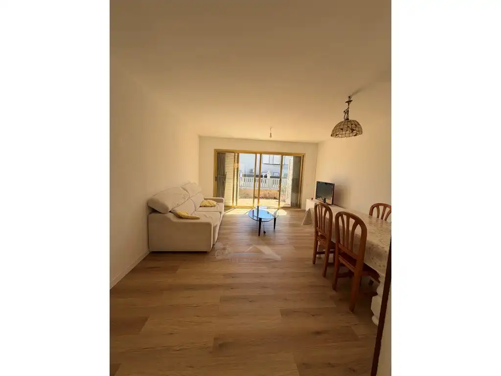 Sala d'estar de Casa o xalet en venda en Cambrils amb Piscina comunitària