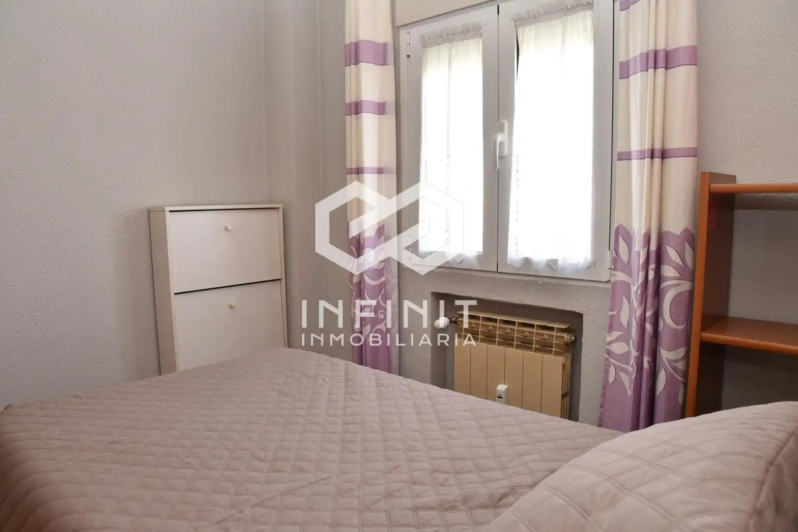 Bedroom of Flat for sale in Val