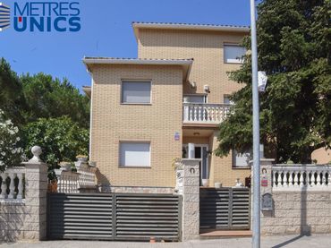 Villa avec jardin à vendre à Carrer Josep Pla
