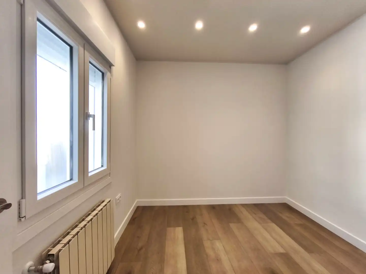 Piso de alquiler en AV PIO XII, Gran Via