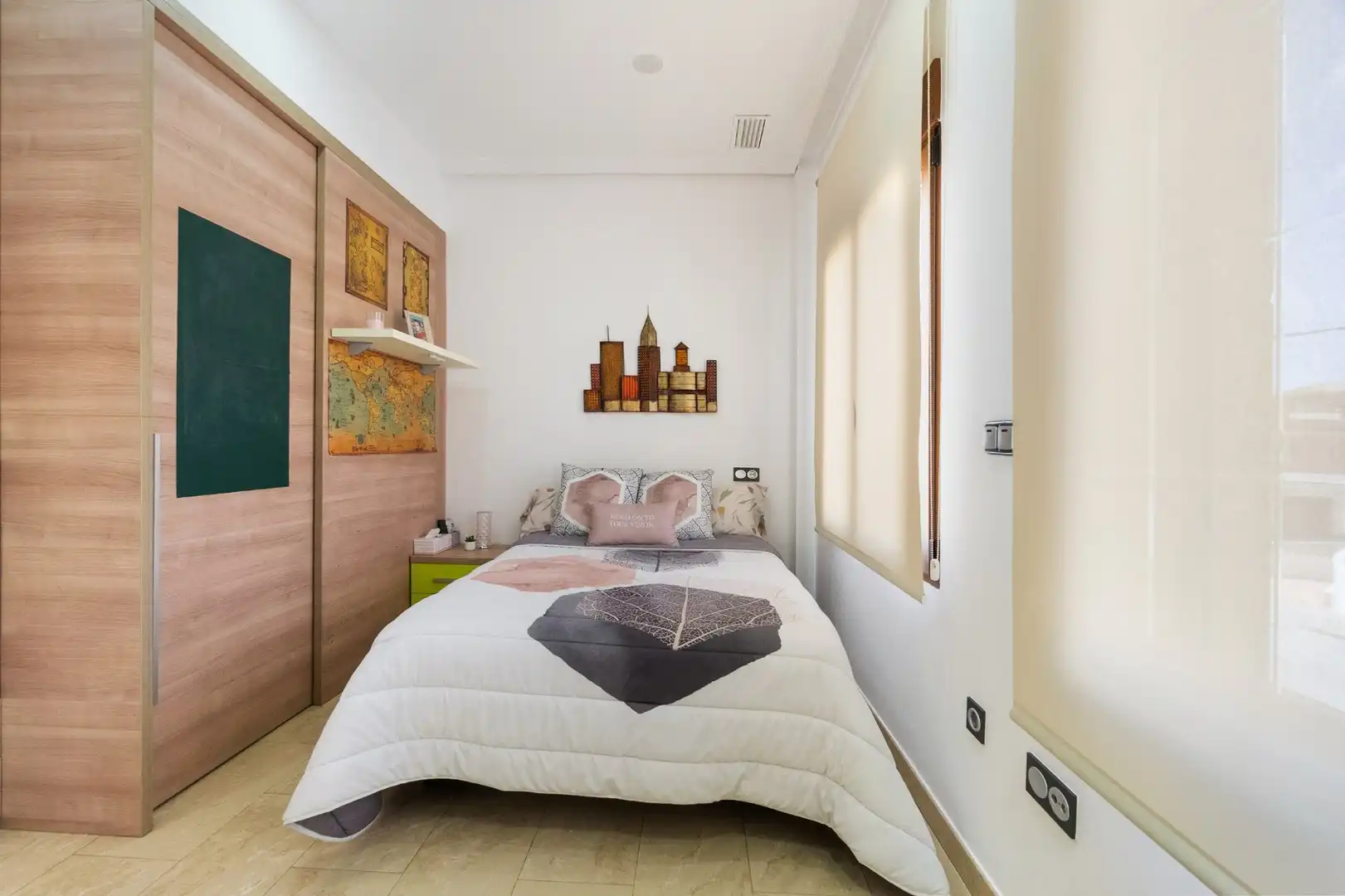 Habitación de Casa o chalet en venta en Orihuela con Aire acondicionado, Jardín privado y Terraza