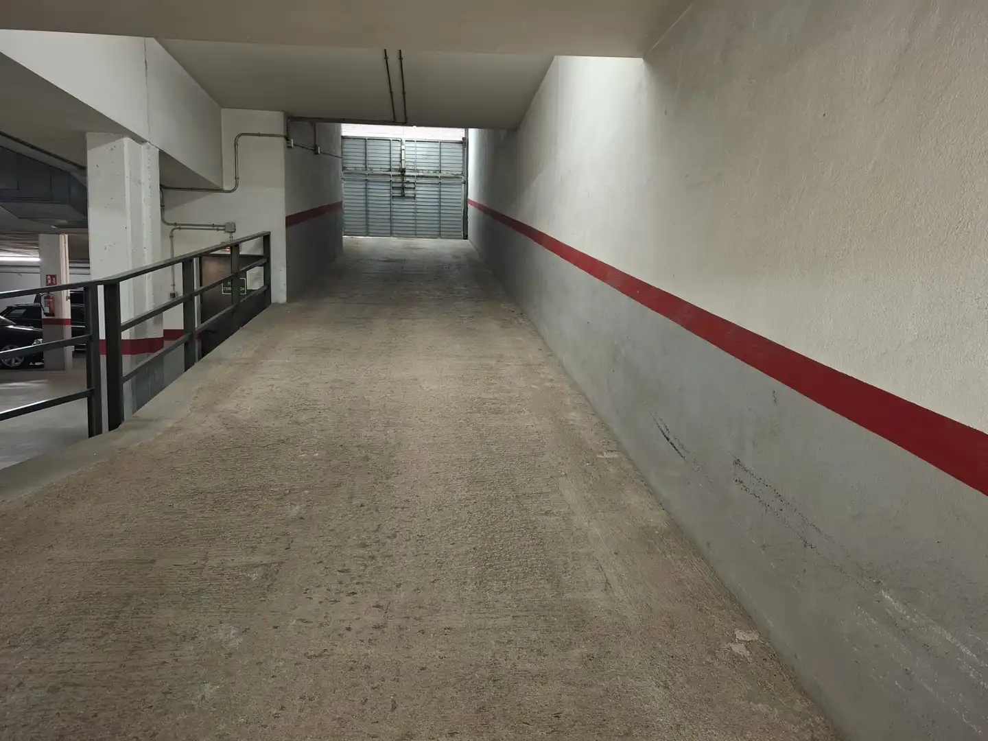 Doppelparkplatz mit Aufzug zum Verkauf in Carrer de la Pau 29, imagen 3