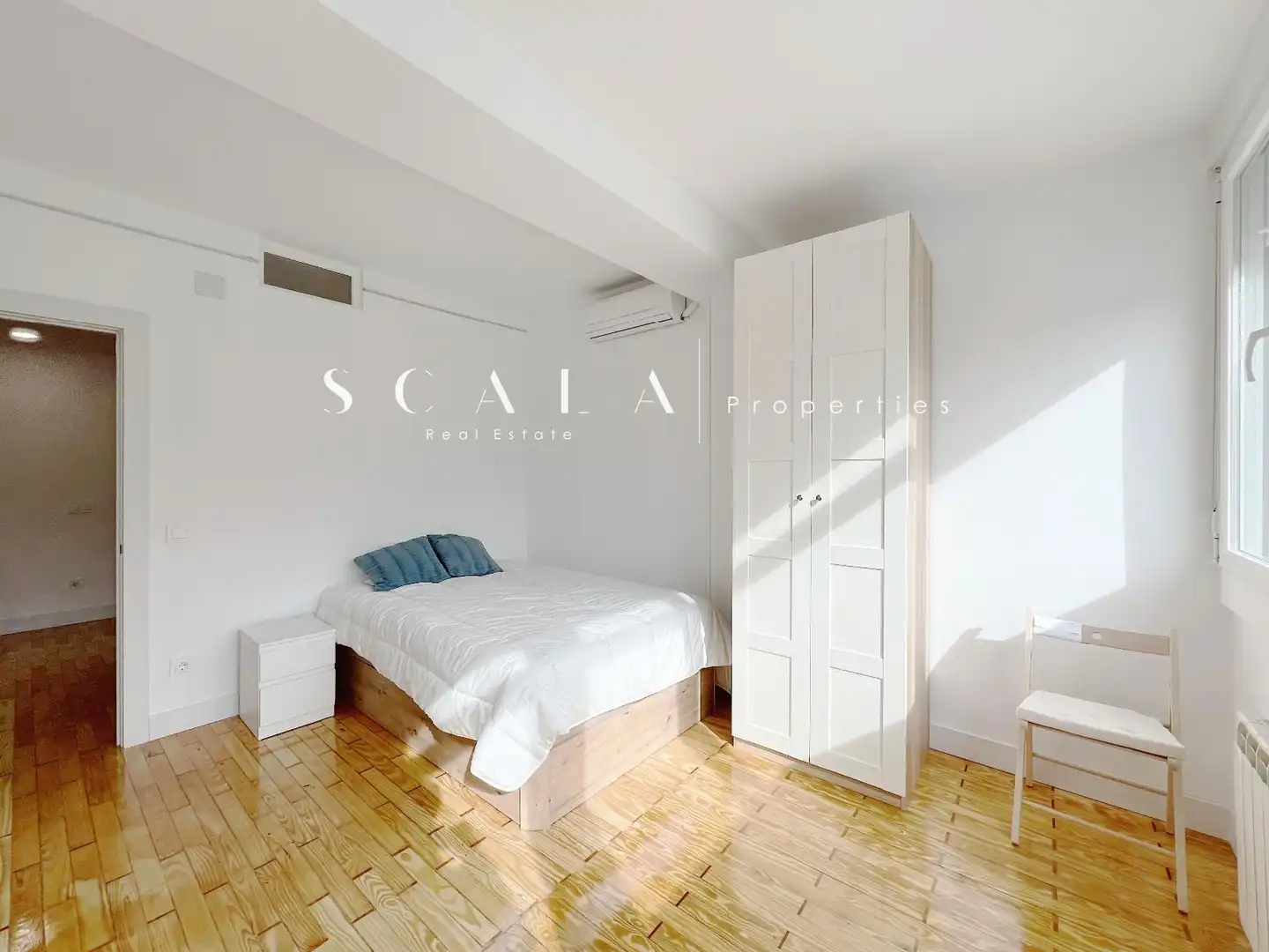 Habitación de Piso de alquiler en Madrid con Aire acondicionado, Calefacción y Amueblado