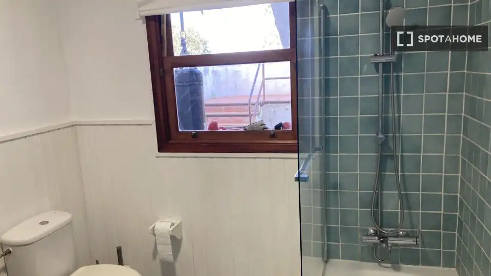Bathroom of Apartments for share in Tacoronte  with Air Conditioner, Terrace and Furnished