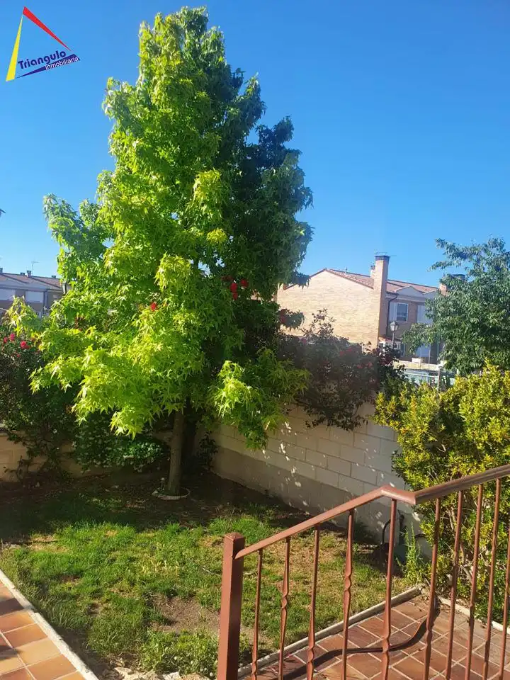 Jardí de Casa adosada en venda en Encinillas amb Calefacció, Jardí privat i Terrassa