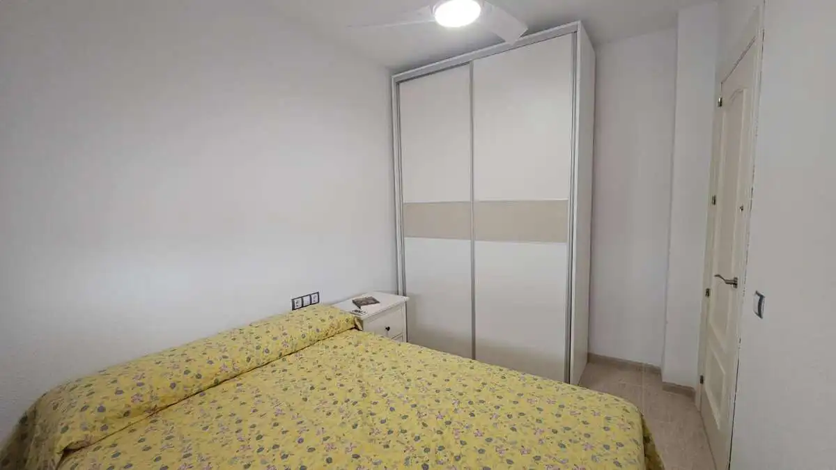 Habitación de Piso en venta en El Ejido con Terraza, Amueblado y Horno