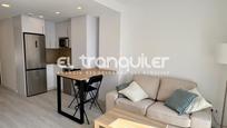 Living room of Flat to rent in  Madrid Capital  with Storage room, Furnished and Washing machine